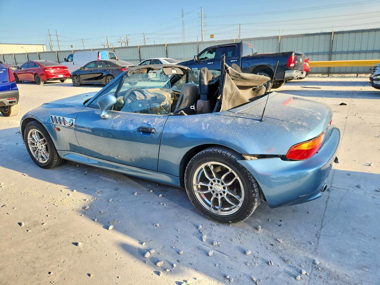 1998 Bmw Z3 1.9 Blue vin: 4USCH7324WLE07125