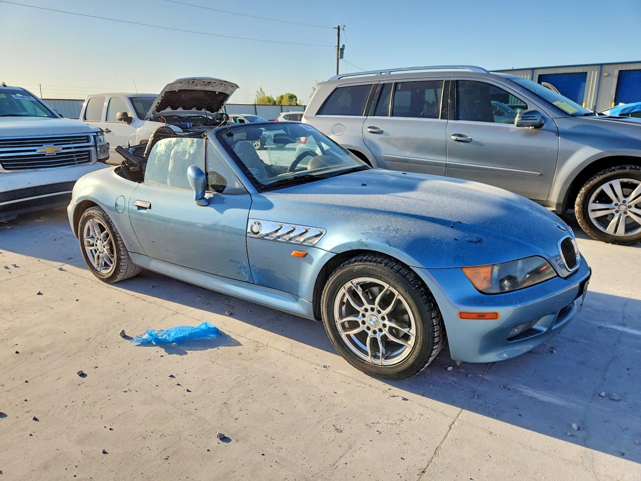 1998 Bmw Z3 1.9 Blue vin: 4USCH7324WLE07125