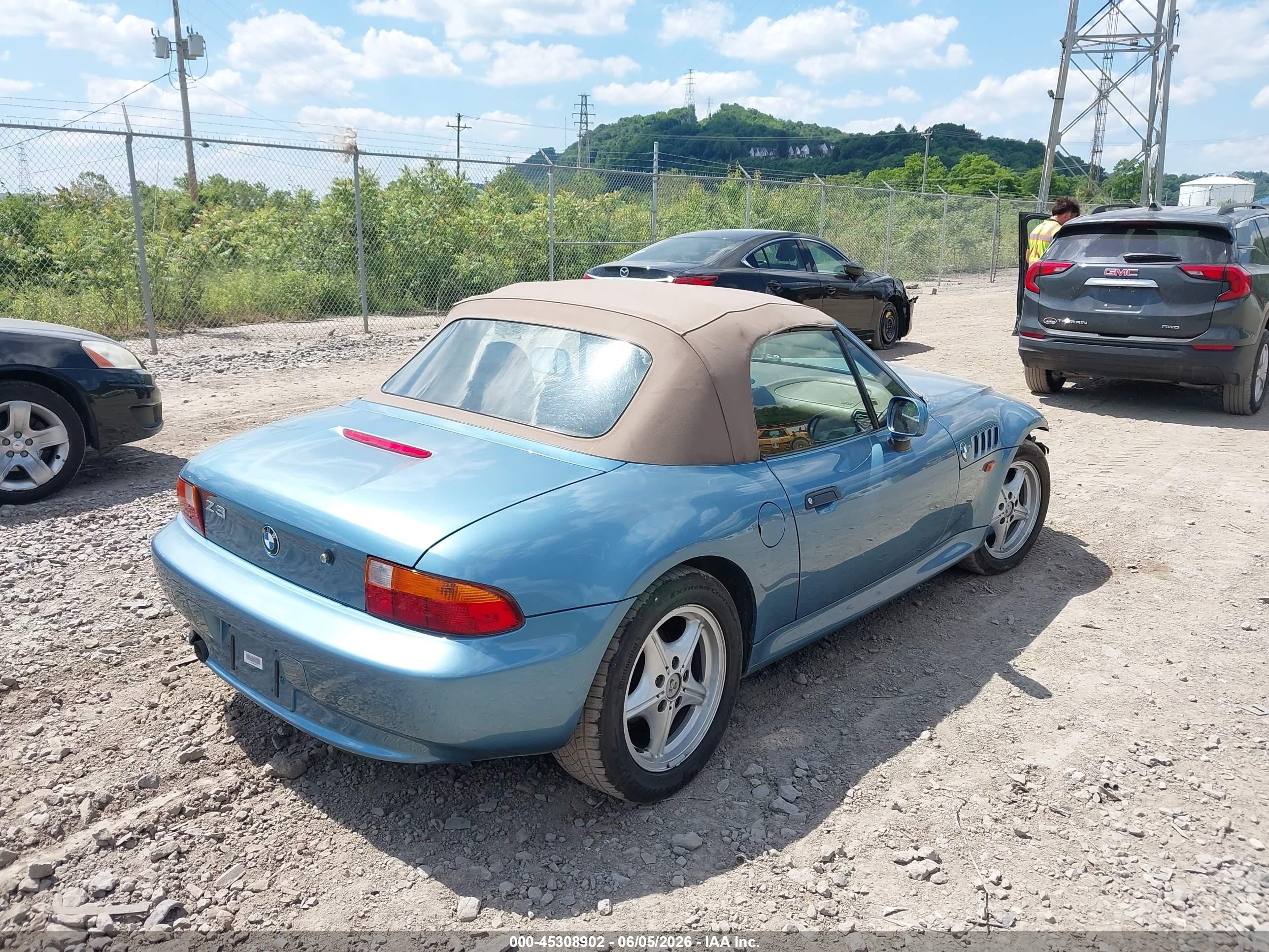 1997 Bmw Z3 1.9l Roadster Light Blue vin: 4USCH7328VLB80715