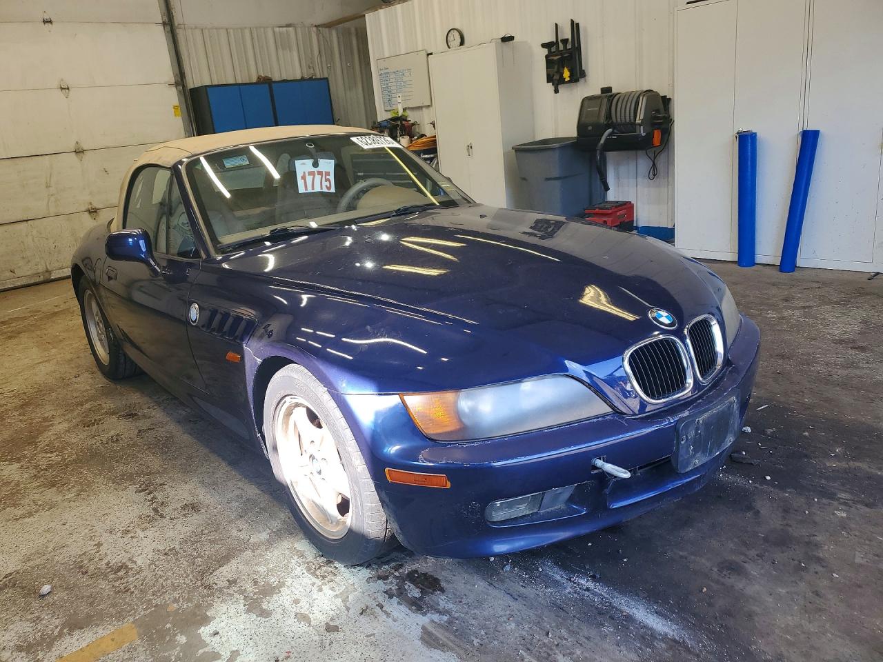 1998 Bmw Z3 1.9 Blue vin: 4USCH732XWLE07842