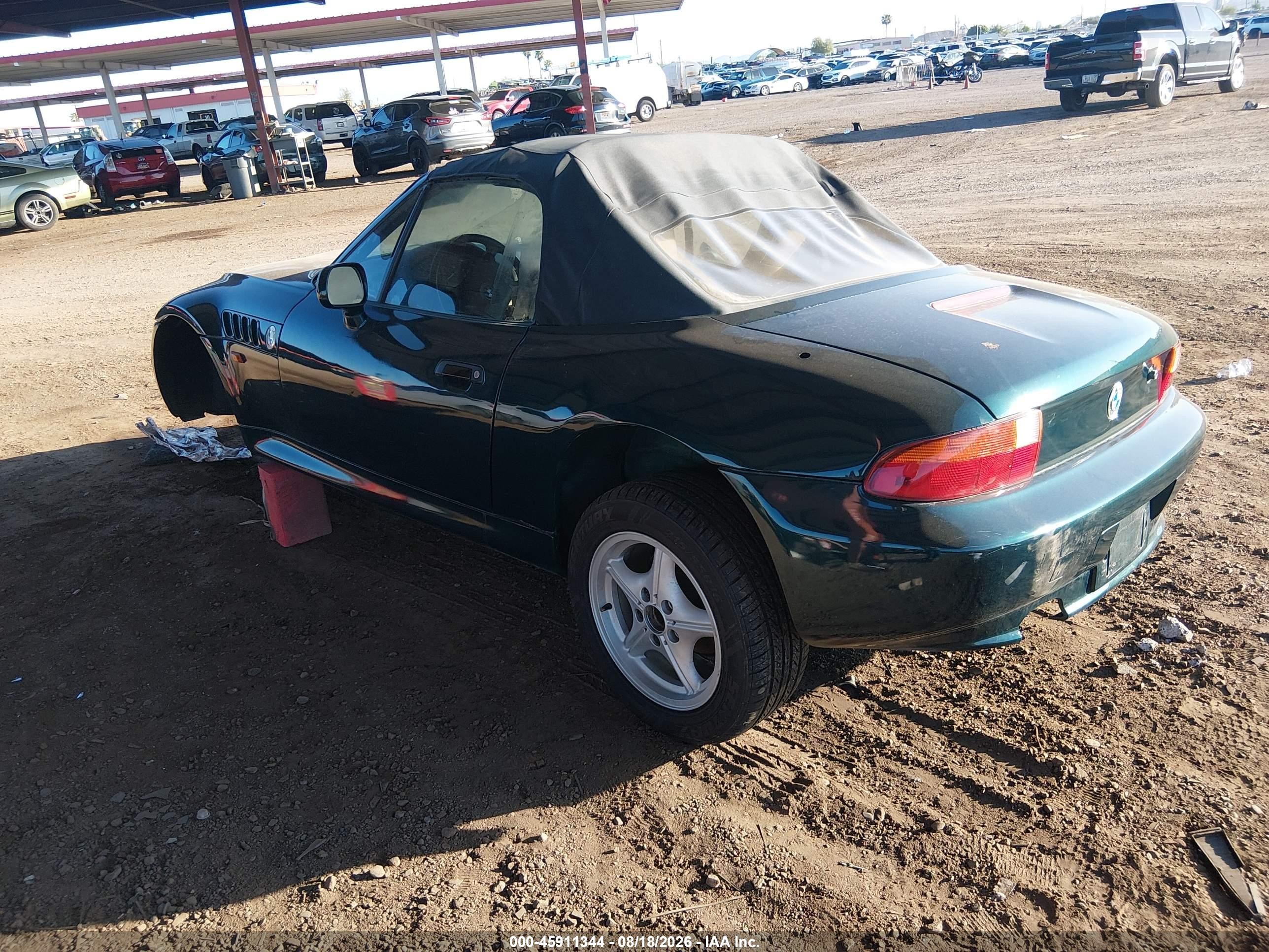 1998 Bmw Z3 1.9 Green vin: 4USCH7338WLE09744