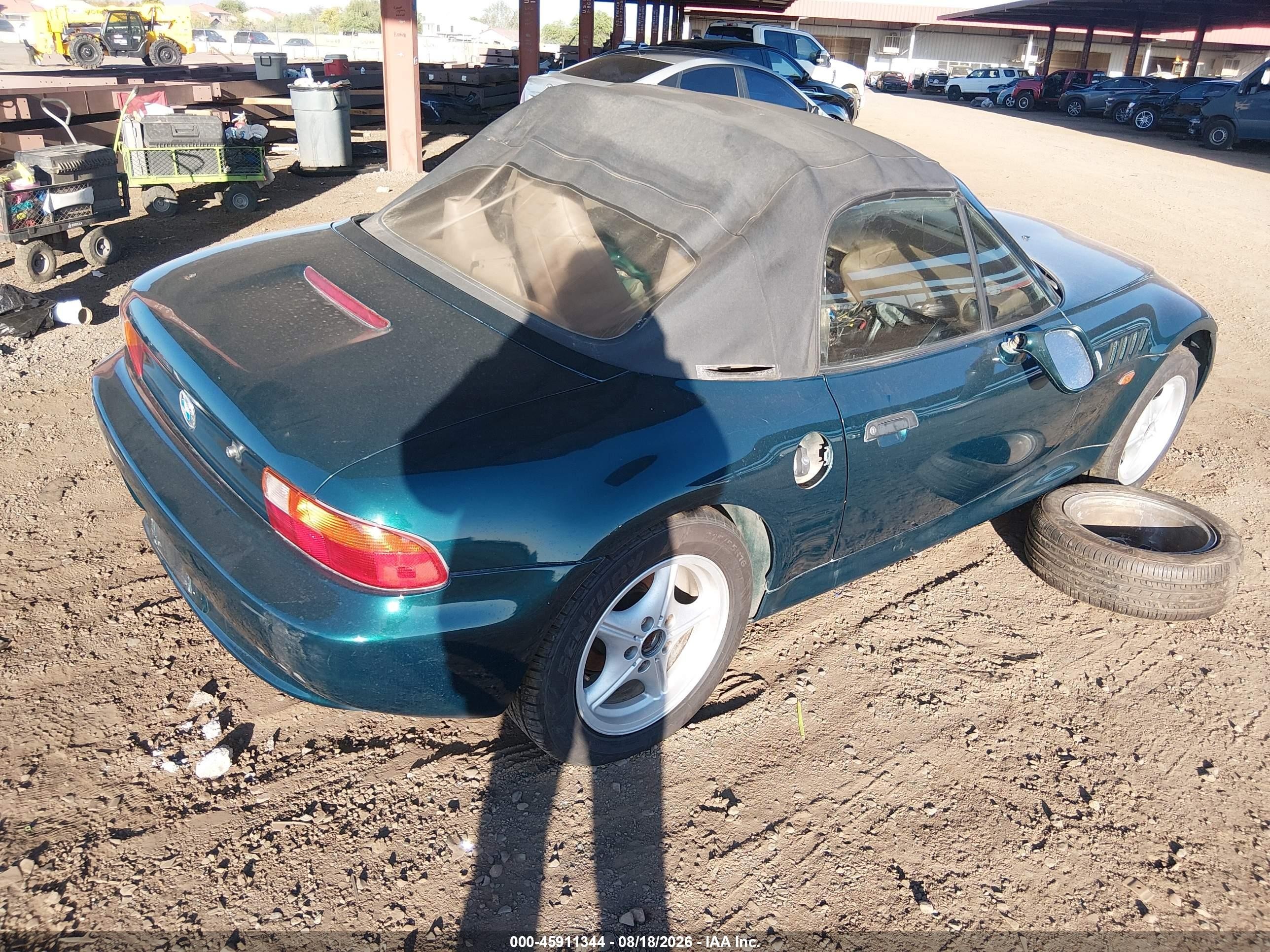 1998 Bmw Z3 1.9 Green vin: 4USCH7338WLE09744