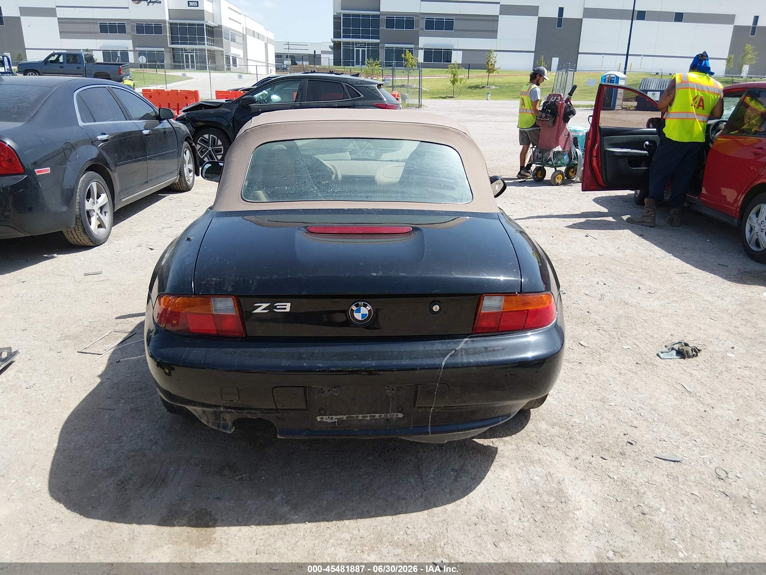 1998 Bmw Z3 1.9 Black vin: 4USCH7338WLE10912