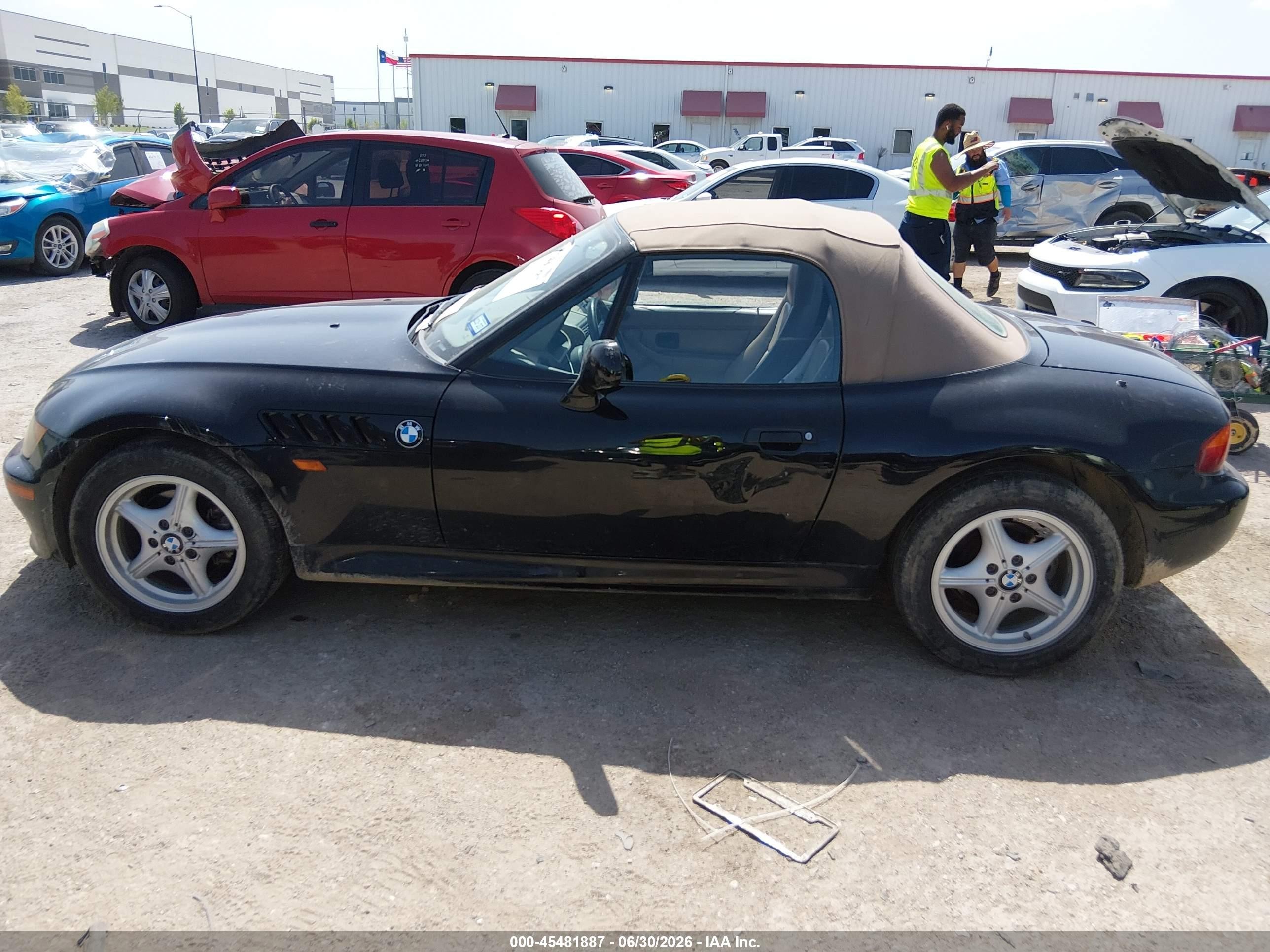 1998 Bmw Z3 1.9 Black vin: 4USCH7338WLE10912