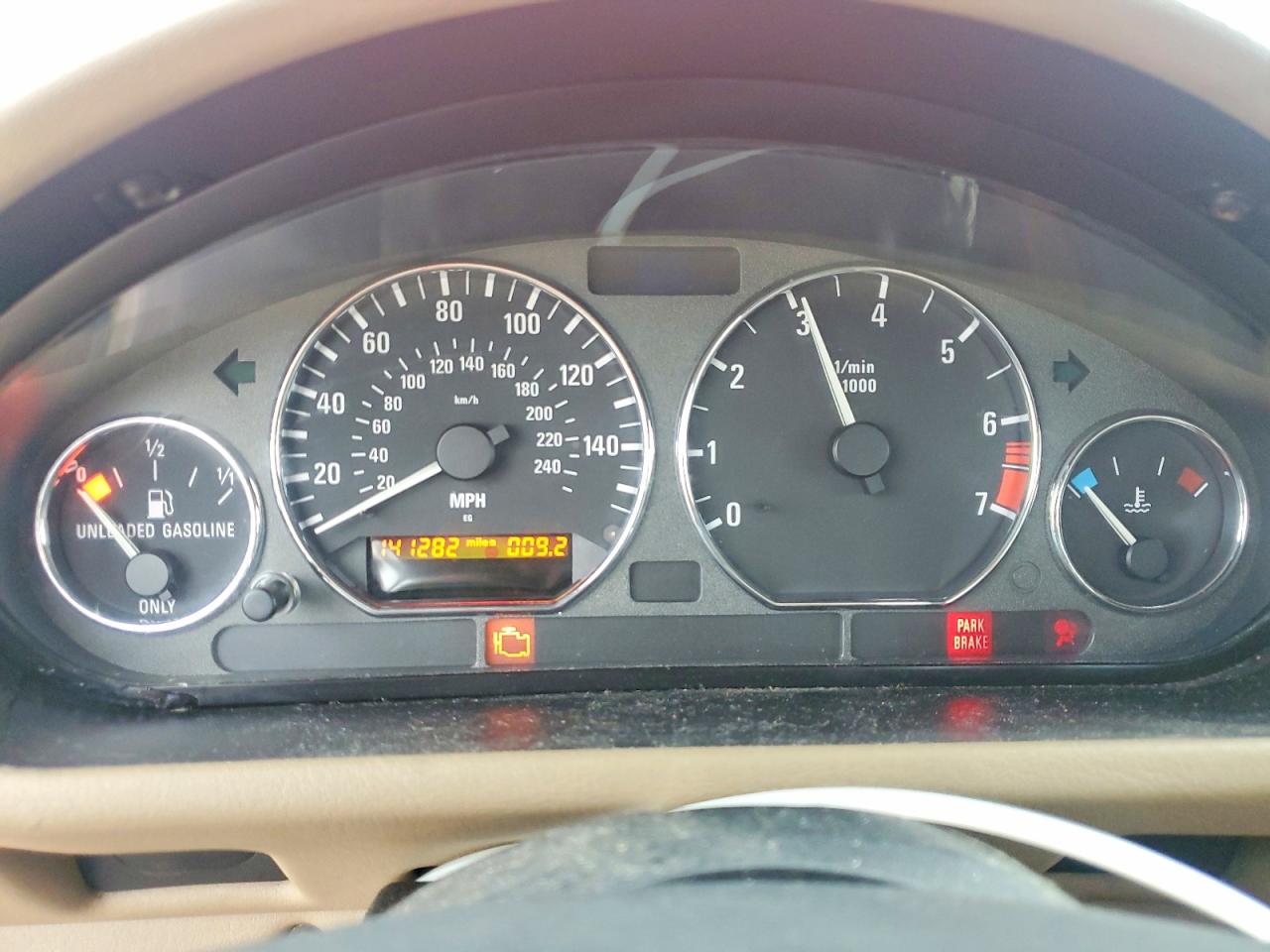 1999 Bmw Z3 2.3 Red vin: 4USCH933XXLF81030
