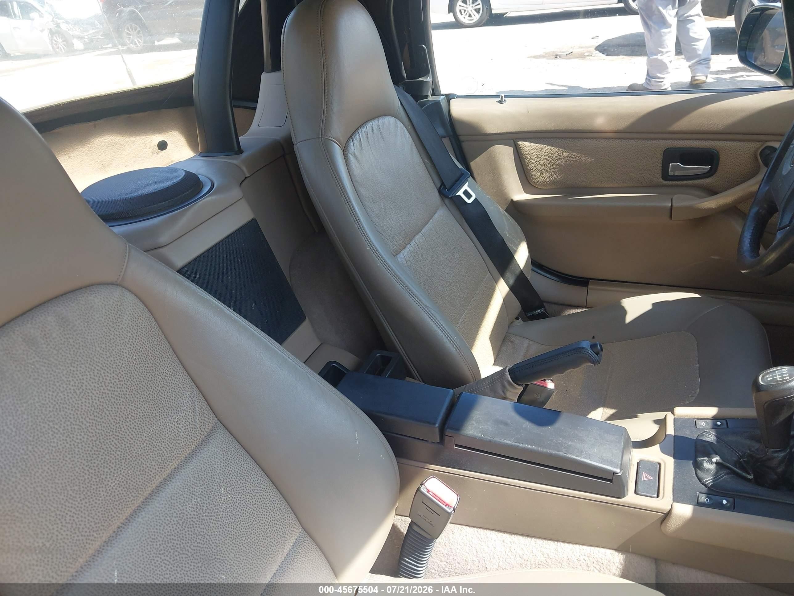 1998 Bmw Z3 2.8 Tan vin: 4USCJ3320WLC12619