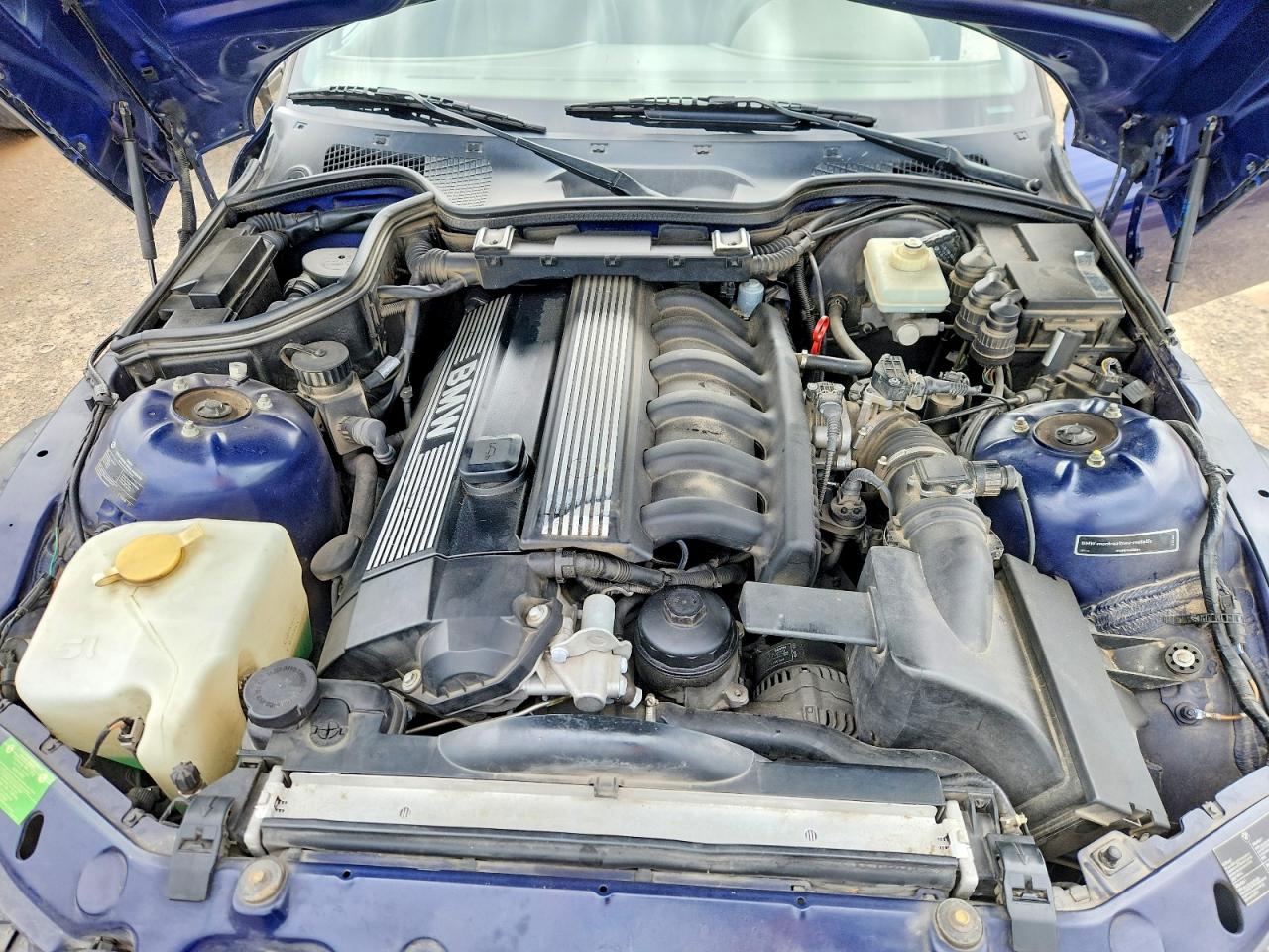 1997 Bmw Z3 2.8 Blue vin: 4USCJ3328VLC00541