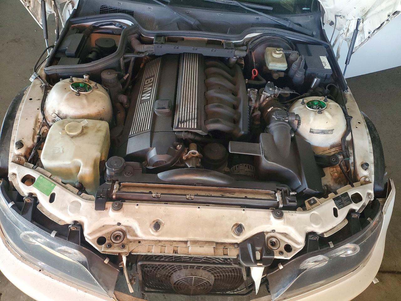 1998 Bmw Motorrad Z3 White vin: 4USCJ3333WLG20573
