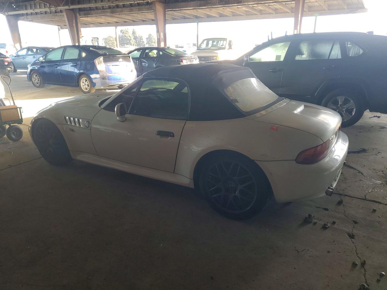 1998 Bmw Motorrad Z3 White vin: 4USCJ3333WLG20573