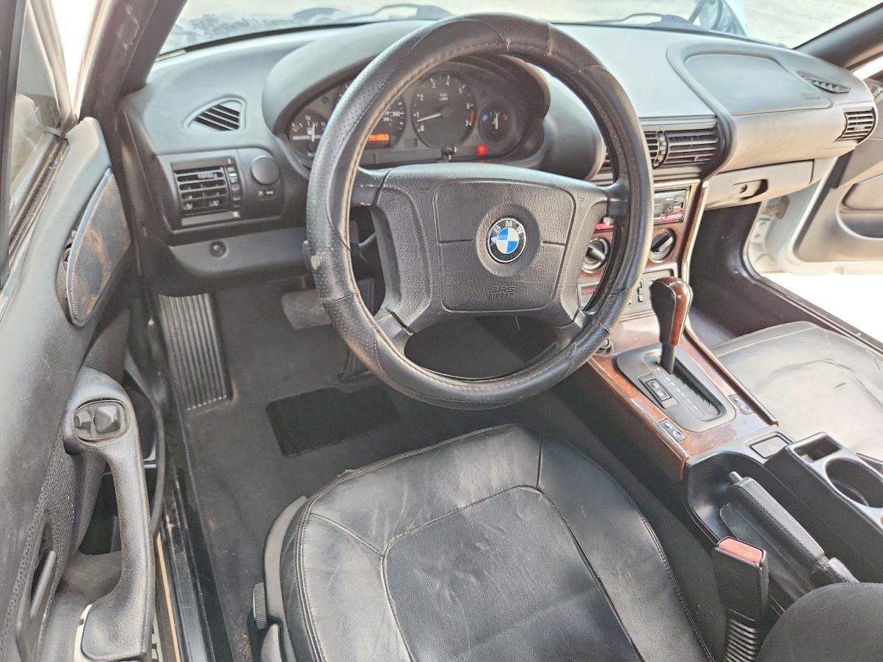 1998 Bmw Z3 2.8 Silver vin: 4USCJ3339WLG20044