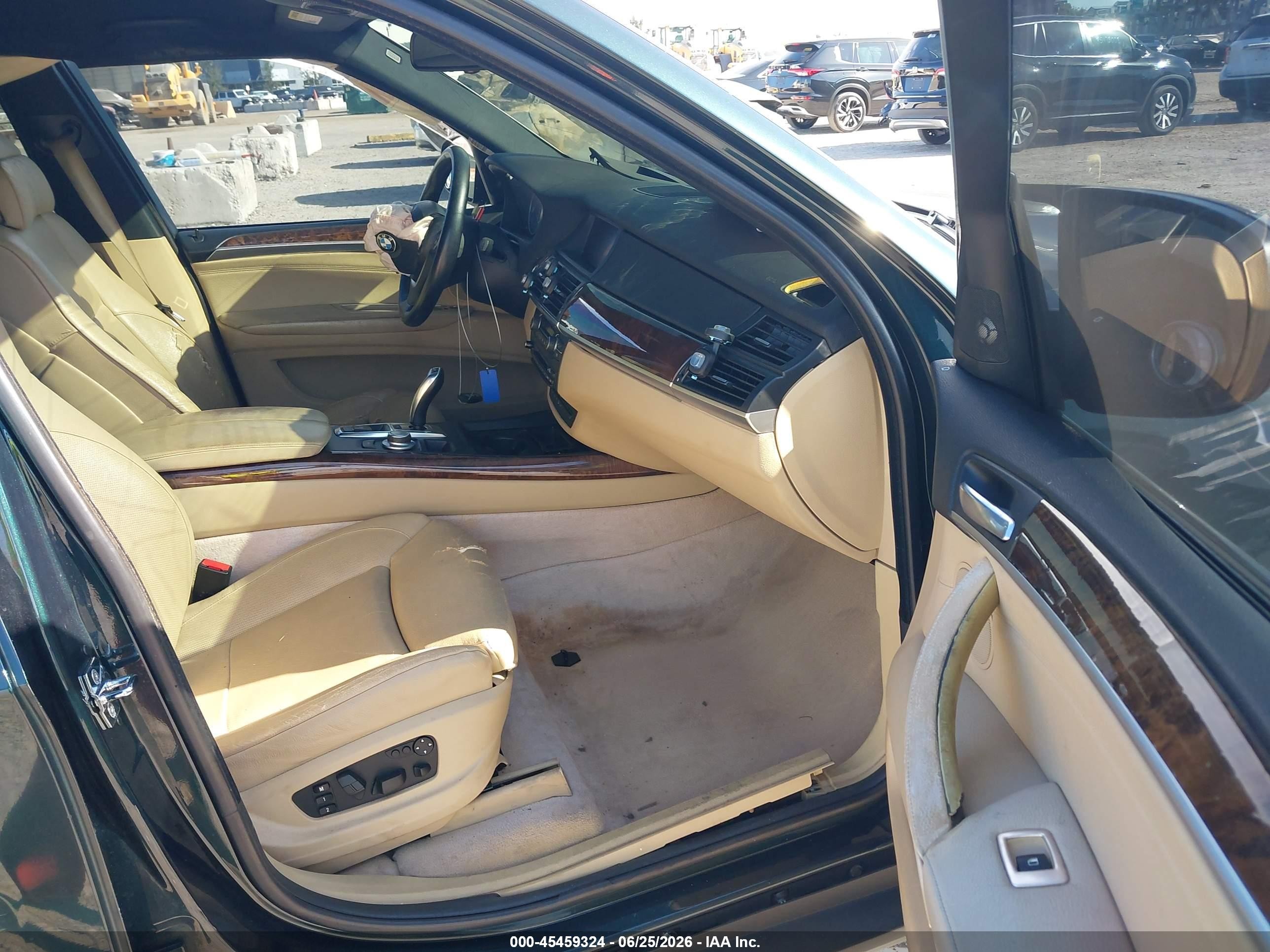 2007 Bmw X5 4.8i Зеленый vin: 4USFE83537LY65632