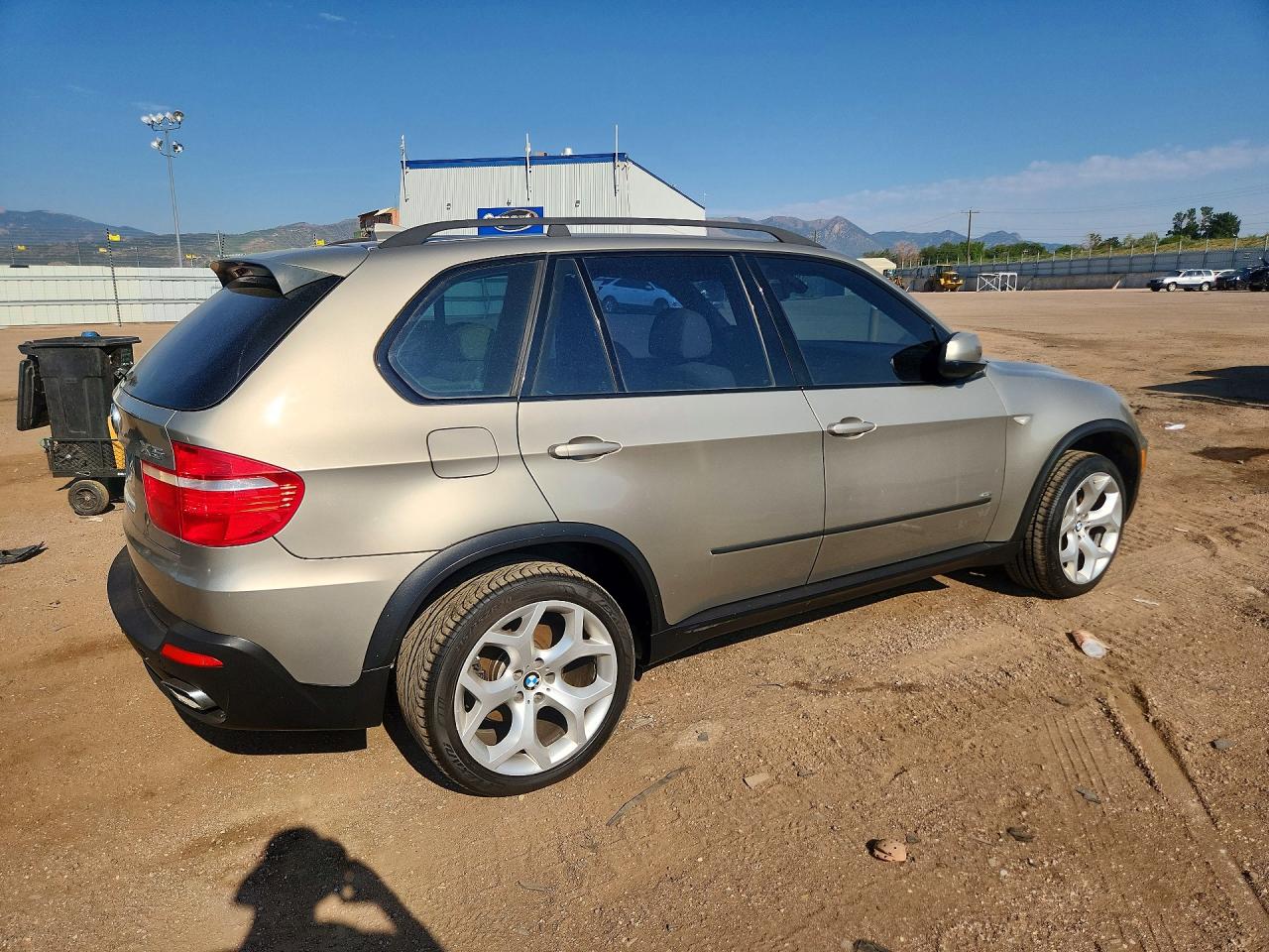2007 Bmw X5 4.8i Beige vin: 4USFE835X7LZ37071
