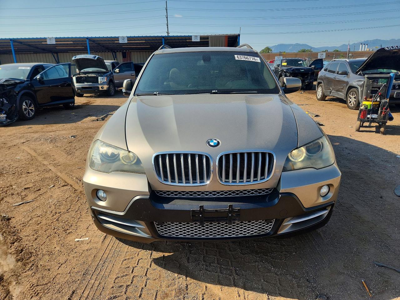 2007 Bmw X5 4.8i Beige vin: 4USFE835X7LZ37071