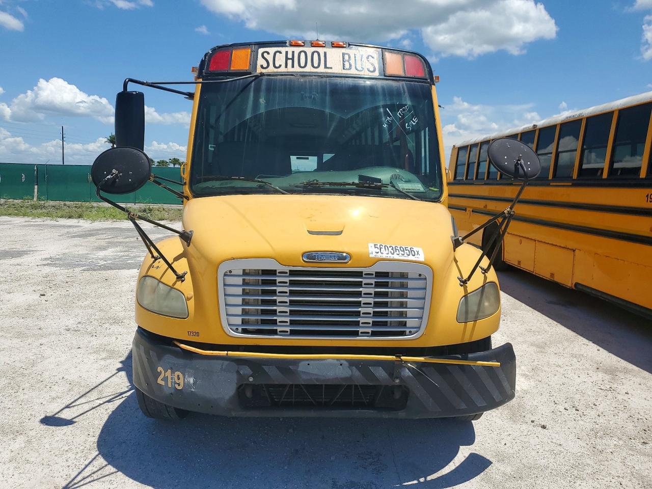 2010 Thomas Saf-t-liner C2 - School Bus Yellow vin: 4UZABRDT6ACAN9575