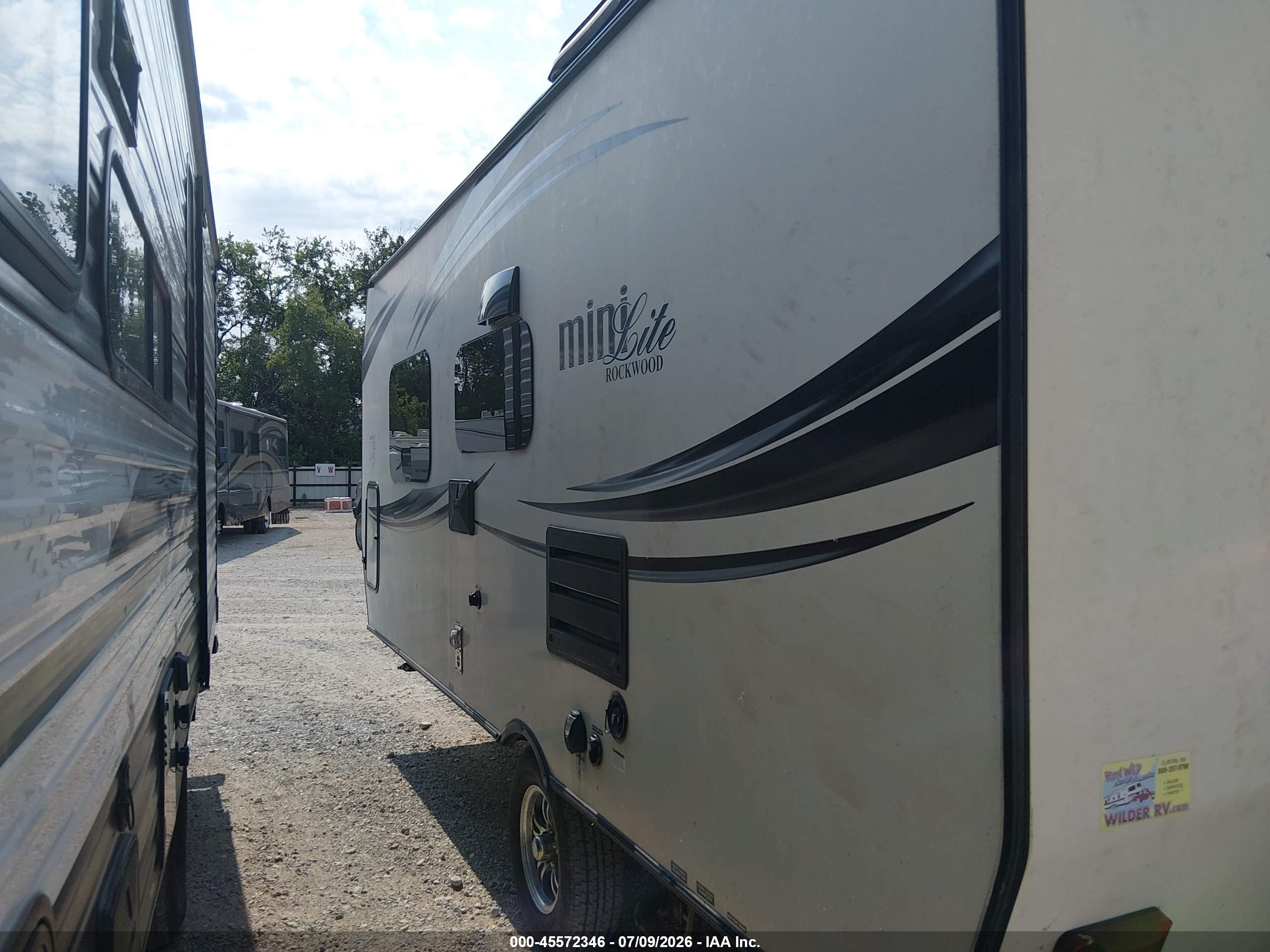 2015 Forest River Rockwood   Beige vin: 4X4TRLU16FD404990