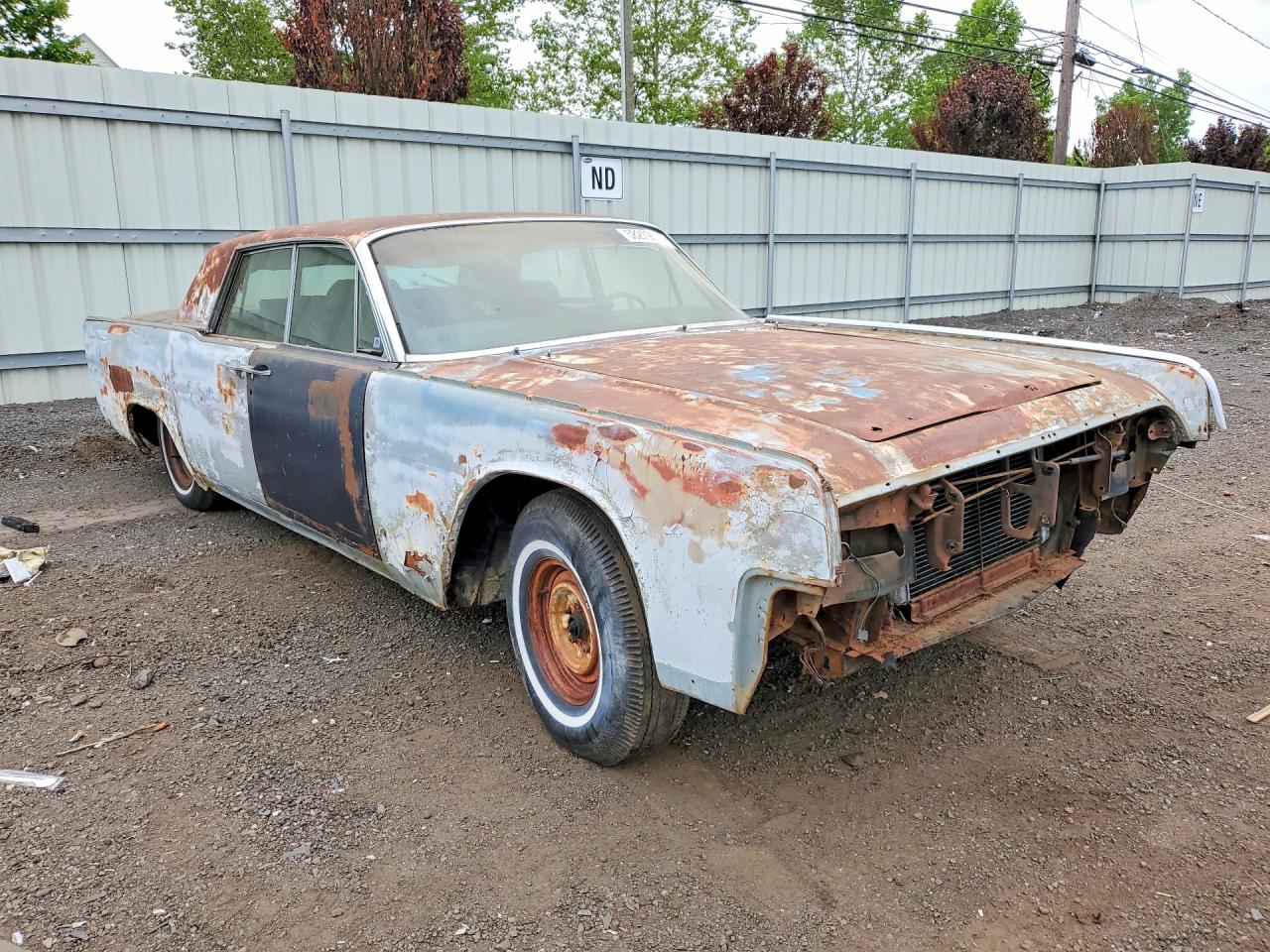 1964 Lincoln Continental Two Tone vin: 4Y82N401610