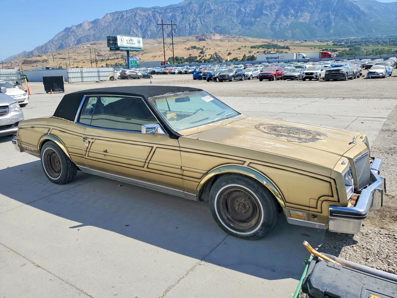 1980 Buick Riviera Gold vin: 4Z57RAE412771