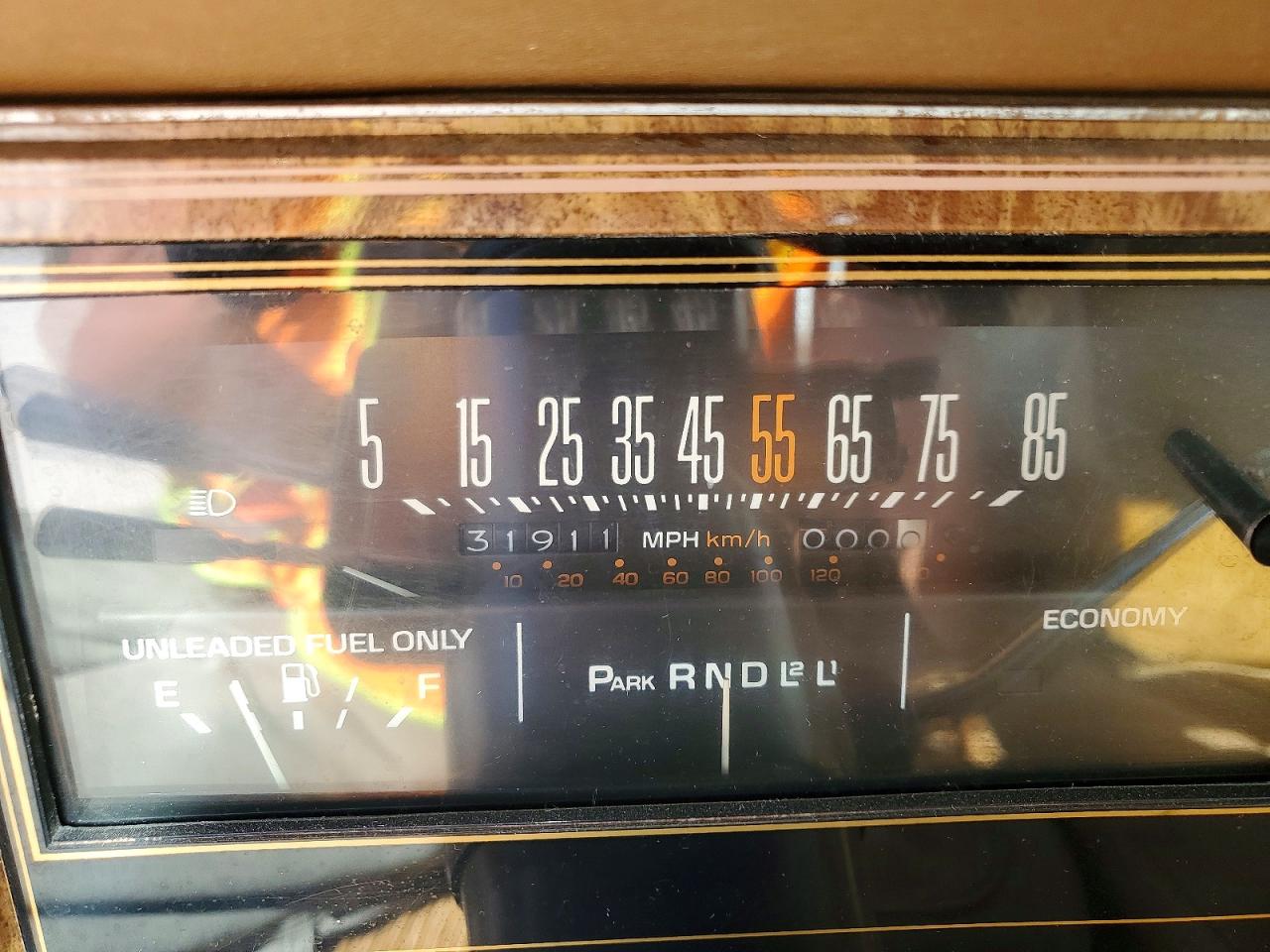 1980 Buick Riviera Gold vin: 4Z57RAE412771