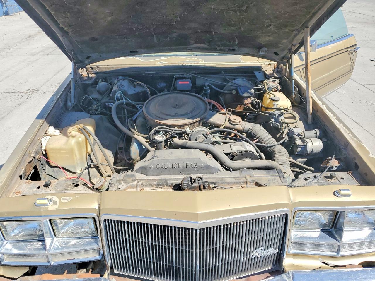 1980 Buick Riviera Gold vin: 4Z57RAE412771
