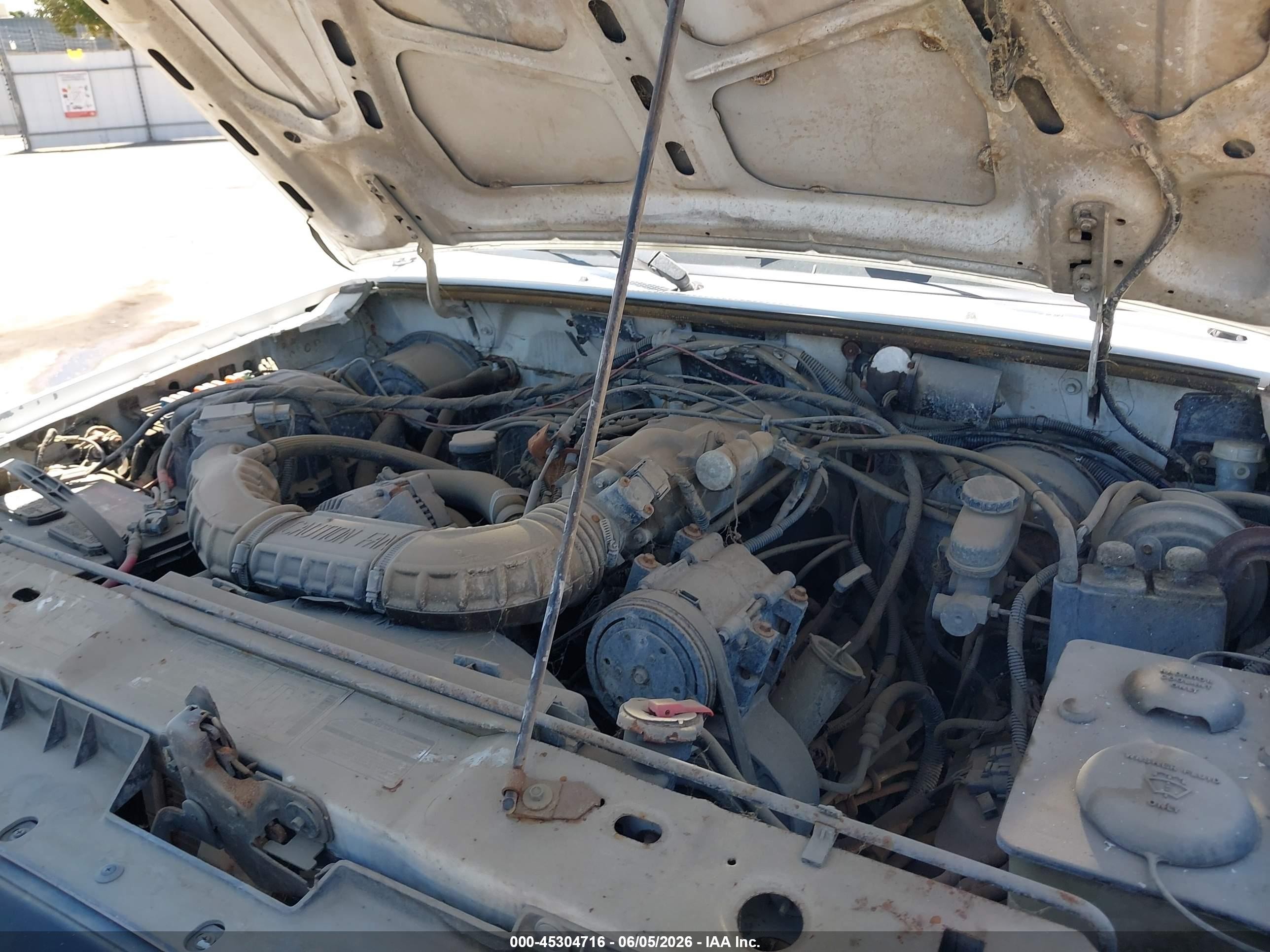1991 Mazda Navajo Lx White vin: 4f2cu44x6mum12163