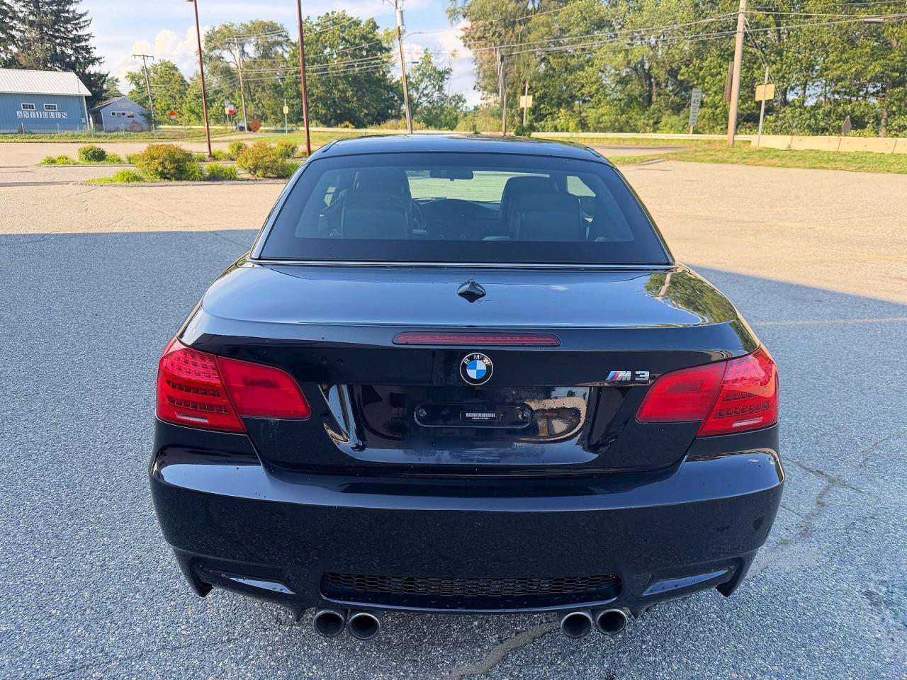 2011 Bmw M3 Black vin: WBSDX9C51BE783871
