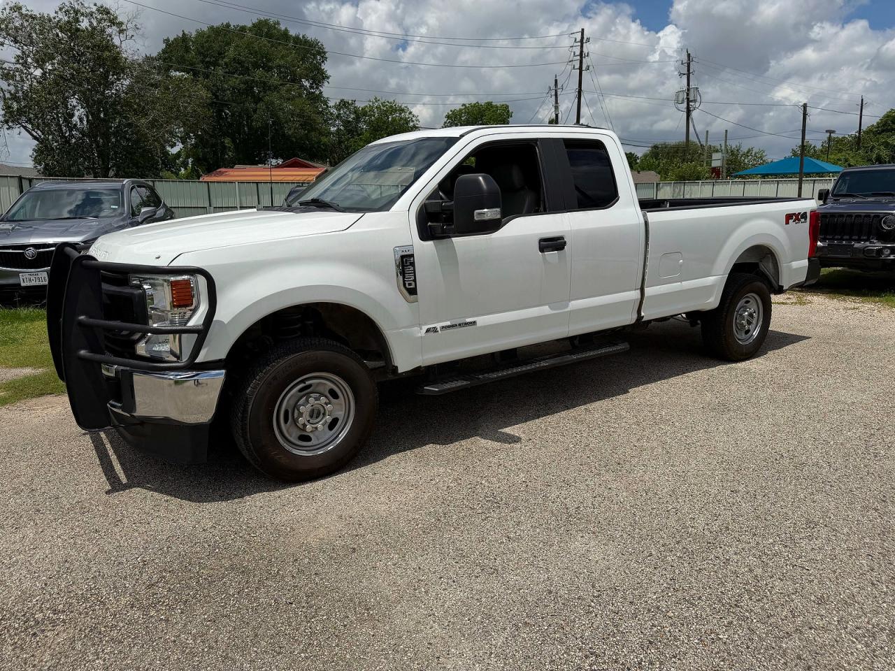2022 Ford F250 Super Duty White vin: 1FT8X2BT0NED76712