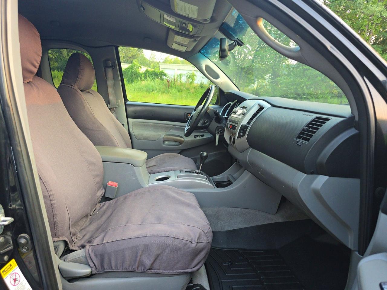 2009 Toyota Tacoma V6 Black vin: 5TEUU42N29Z609836