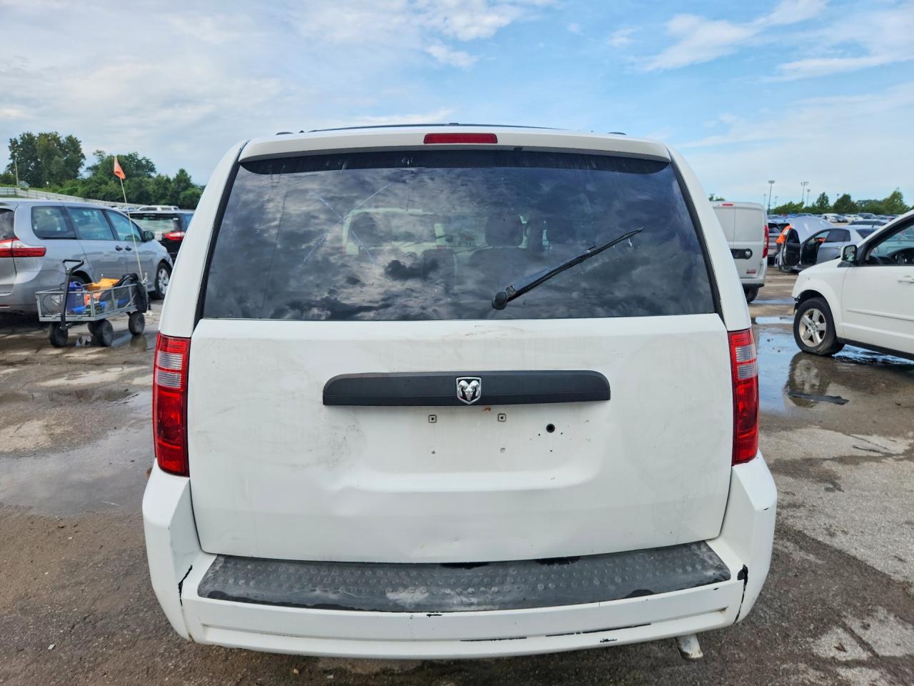 2010 Dodge Grand Caravan Hero Белый vin: 2D4RN3D19AR401540
