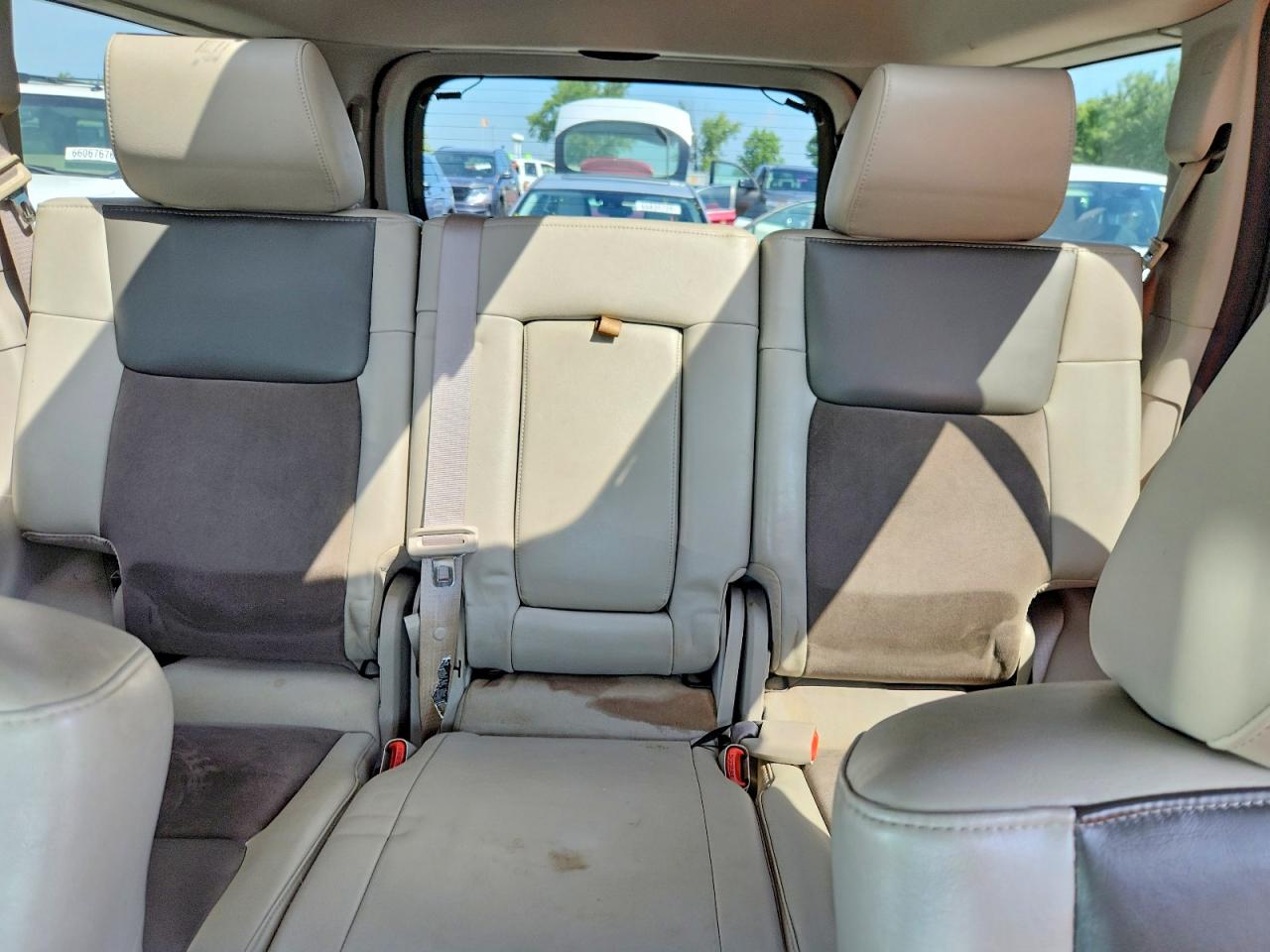 2008 Jeep Commander Overland Silver vin: 1J8HG68218C214960
