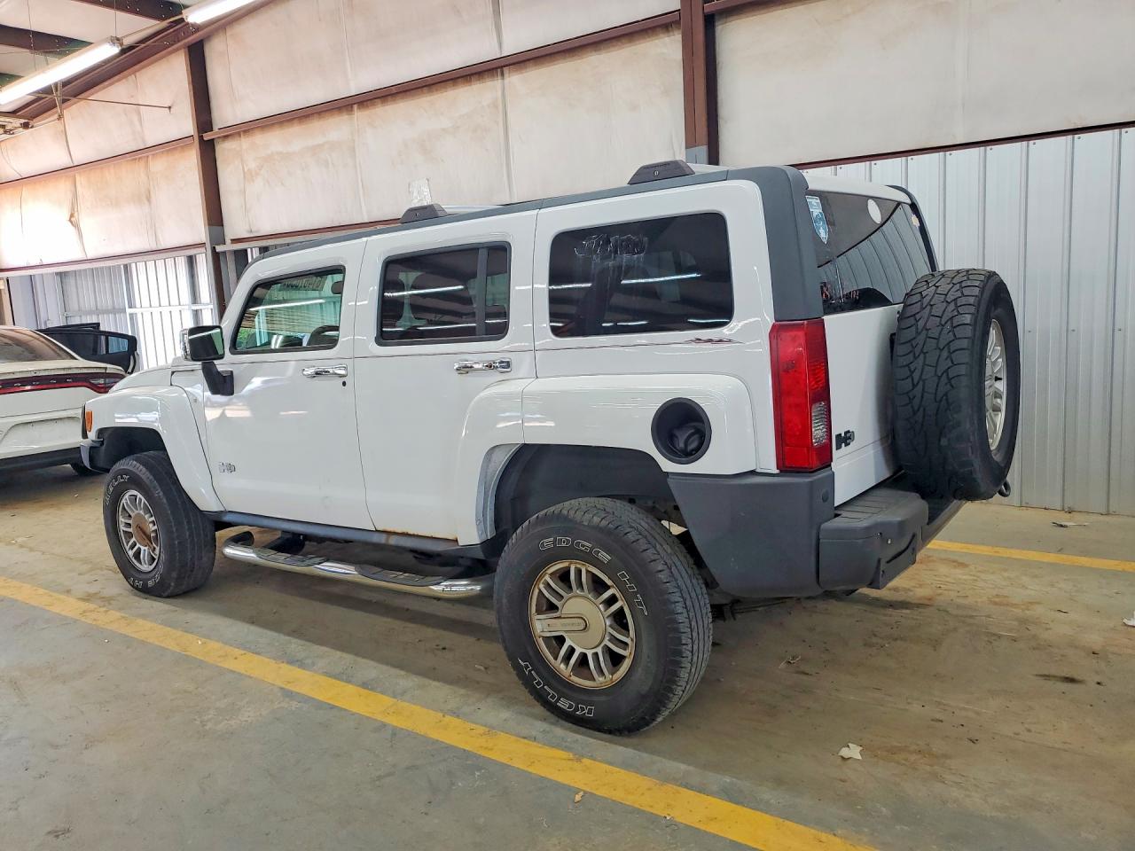 2009 Hummer H3 Белый vin: 5GTEN13E798146732