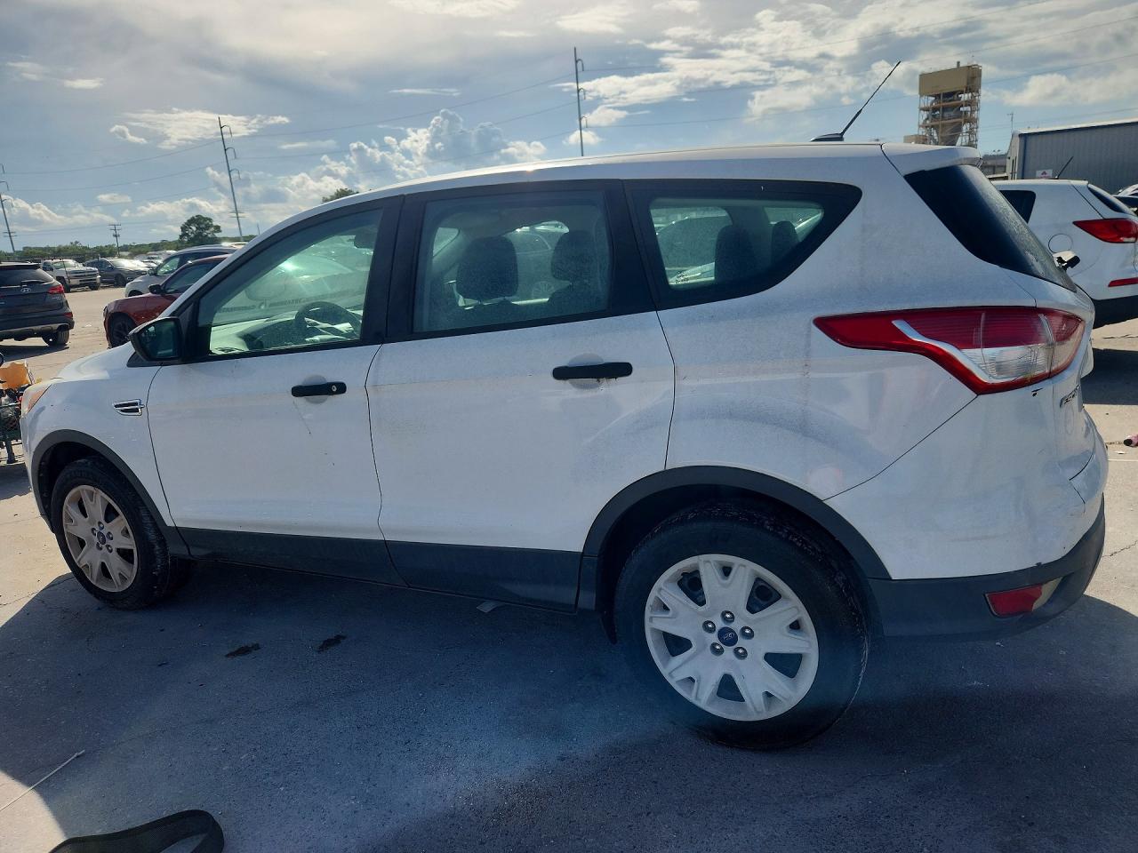 2014 Ford Escape S White vin: 1FMCU0F73EUB93018