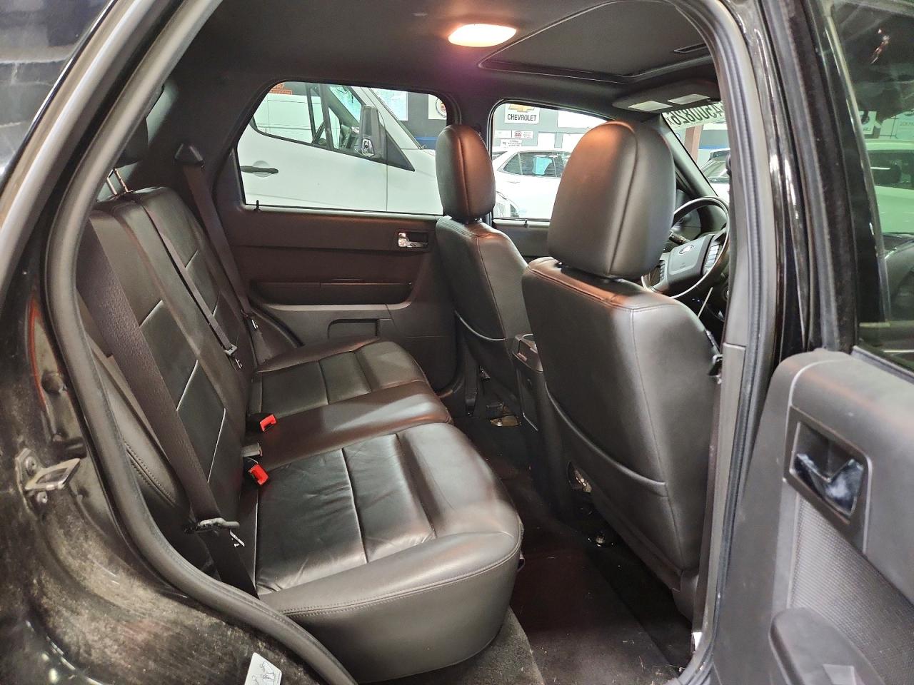 2010 Ford Escape Limited Black vin: 1FMCU9EG5AKC27407