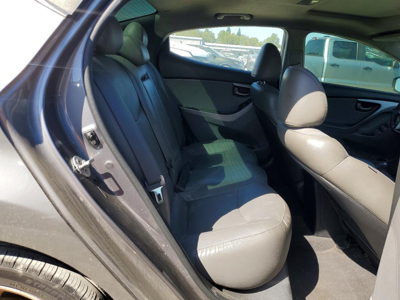 2011 Hyundai Elantra Limited Gray vin: 5NPDH4AE6BH075268