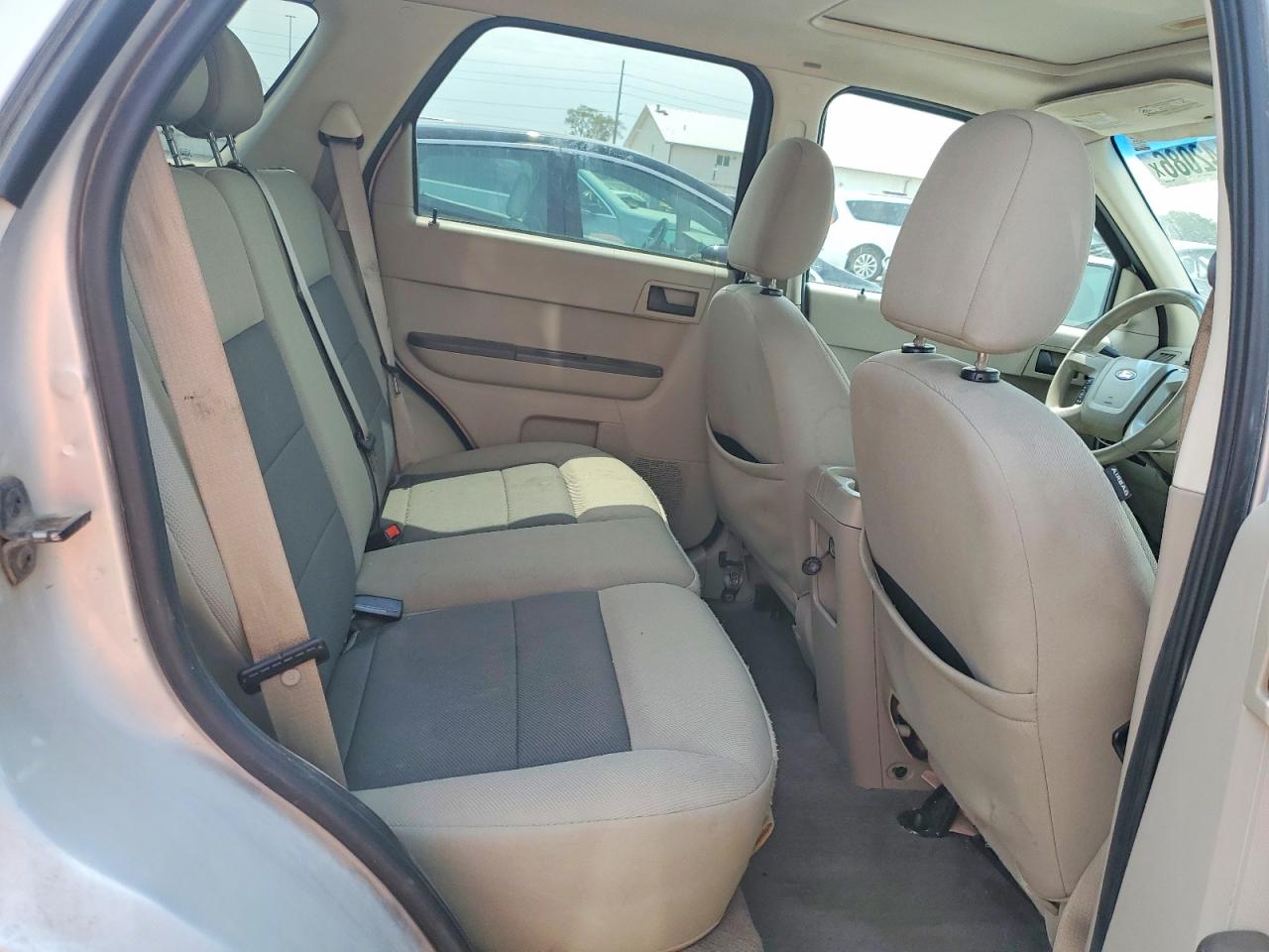 2008 Ford Escape Xlt Silver vin: 1FMCU93138KB29064