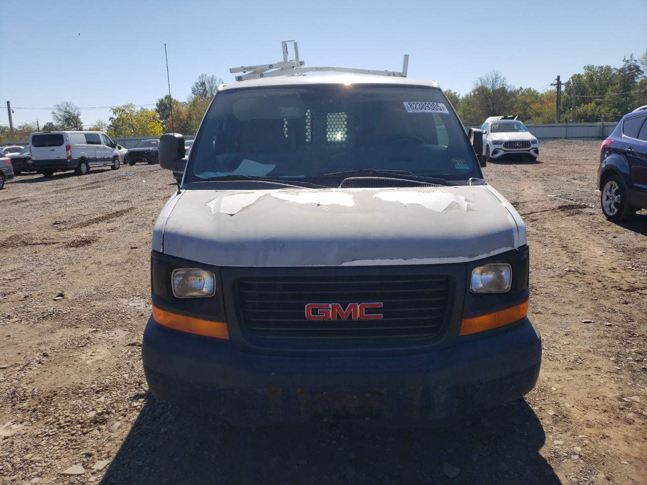 2010 Gmc Savana G1500 White vin: 1GTUHAD42A1139409