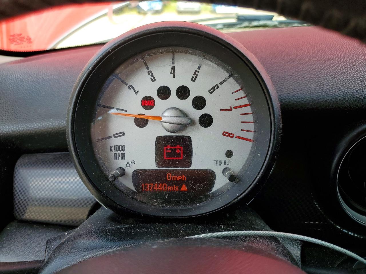 2013 Mini Cooper S Red vin: WMWSV3C59DT475537