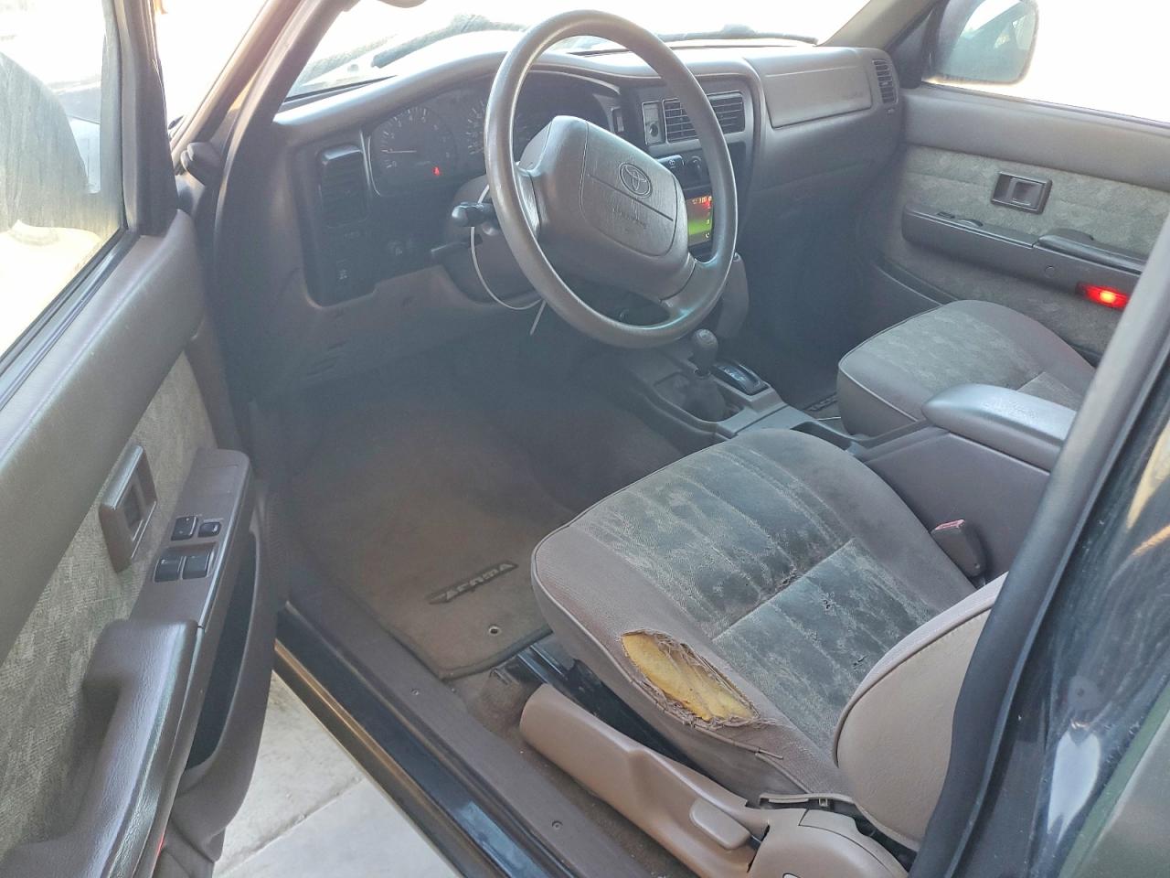 2000 Toyota Tacoma Xtracab Зеленый vin: 5TEWN72N1YZ691371