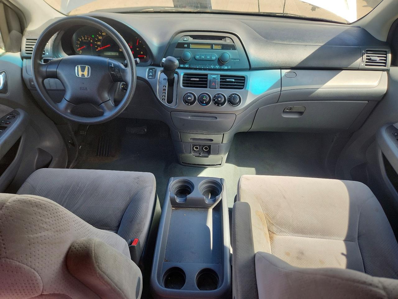 2006 Honda Odyssey Lx Silver vin: 5FNRL38216B094647