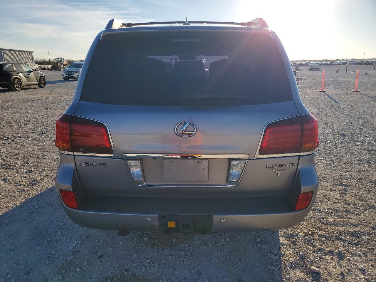2009 Lexus Lx 570 Silver vin: JTJHY00W794018935