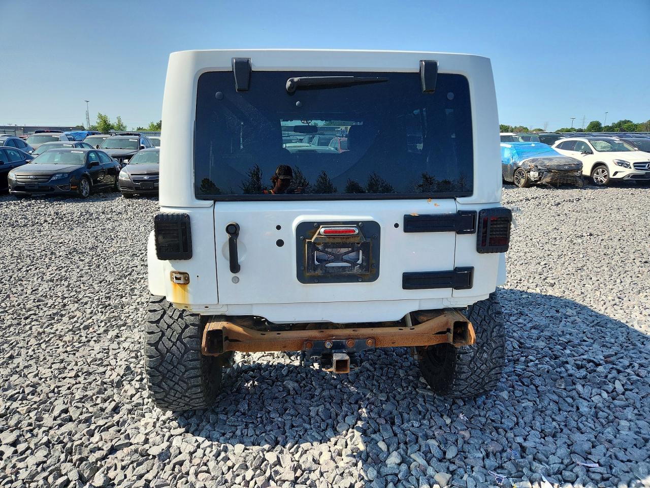 2015 Jeep Wrangler Unlimited Rubicon White vin: 1C4BJWFG9FL765406