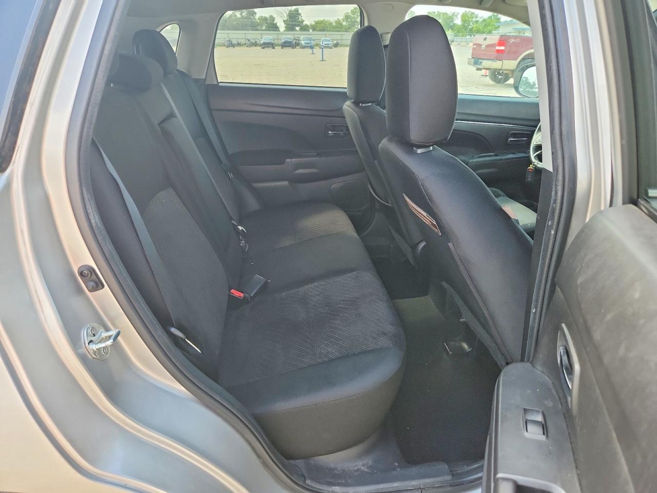 2015 Mitsubishi Outlander Sport Se Серебряный vin: 4A4AP4AW6FE040498