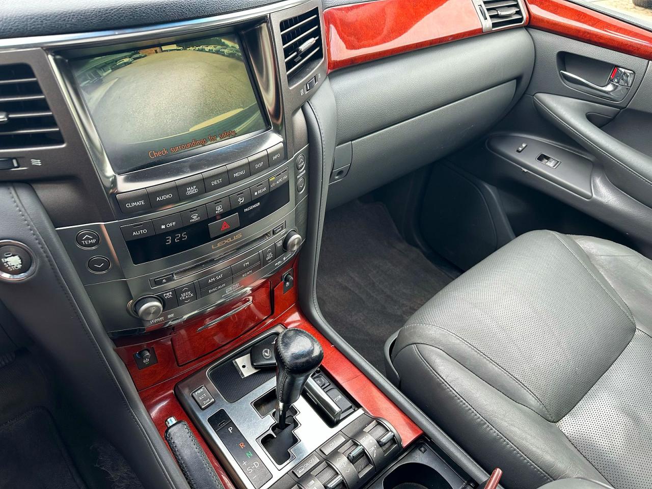2008 Lexus Lx 570 Silver vin: JTJHY00WX84007796