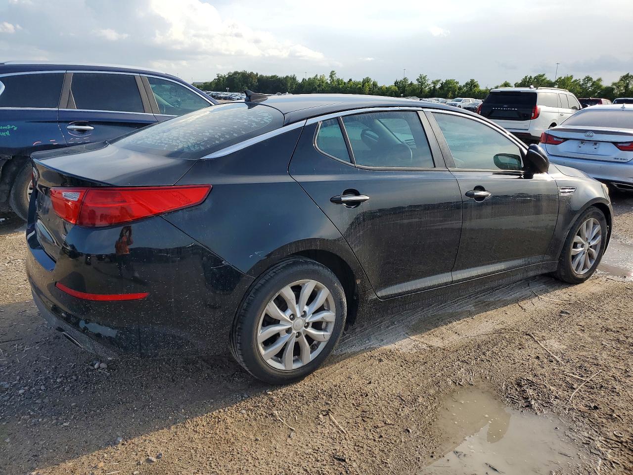 2015 Kia Optima Lx Black vin: 5XXGM4A71FG357717