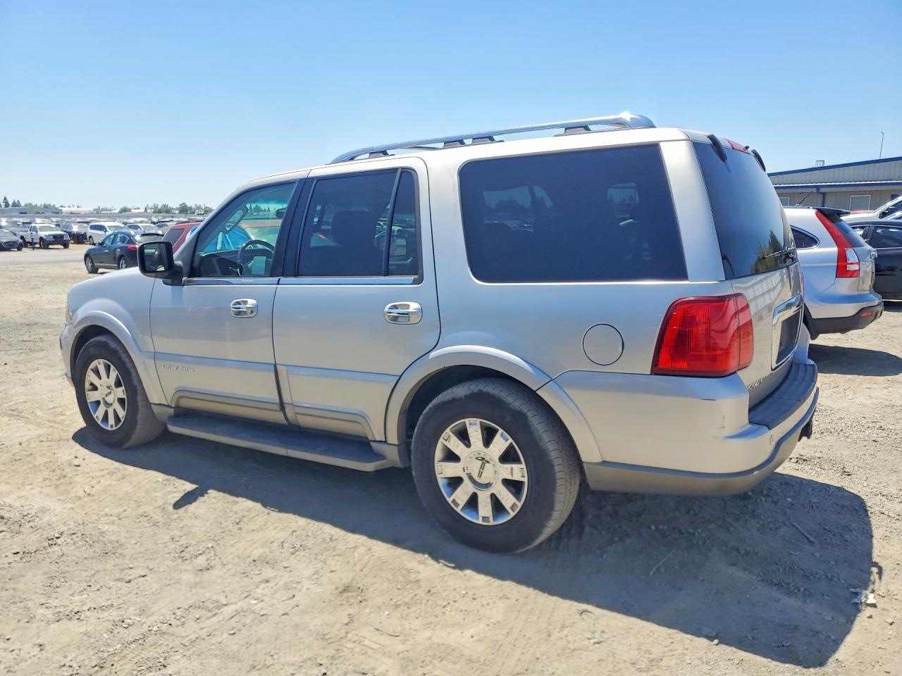 2003 Lincoln Navigator Silver vin: 5LMFU28R63LJ00662