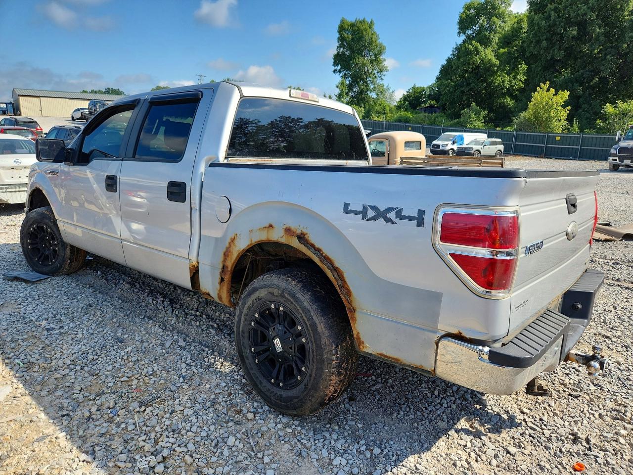 2011 Ford F150 Supercrew Silver vin: 1FTFW1EF2BKD51883