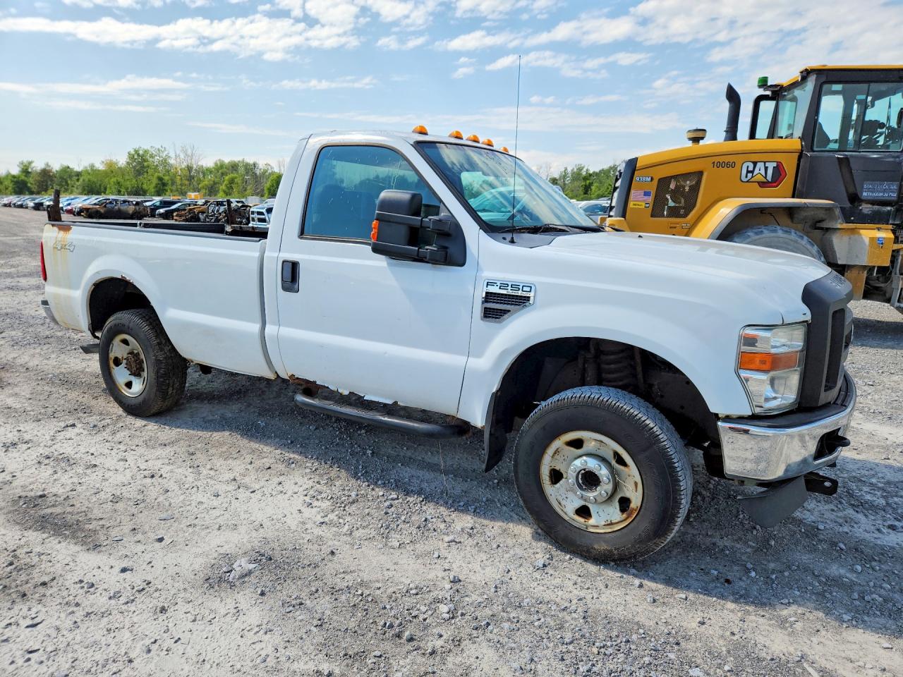 2009 Ford F250 Super Duty White vin: 1FTNF21569EA38438