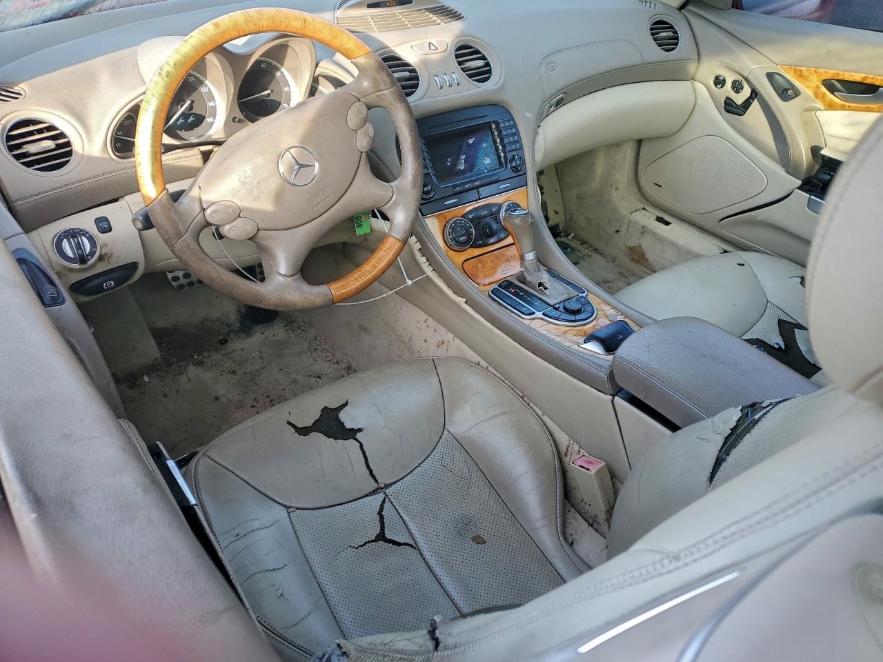 2005 Mercedes-benz Sl 500 Red vin: WDBSK75F35F104882