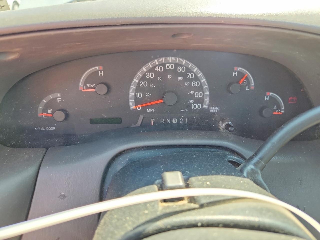2003 Ford F150 White vin: 1FTRF17233NB08266