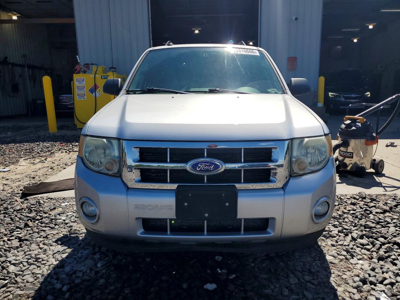 2011 Ford Escape Xlt Silver vin: 1FMCU9D73BKC22290
