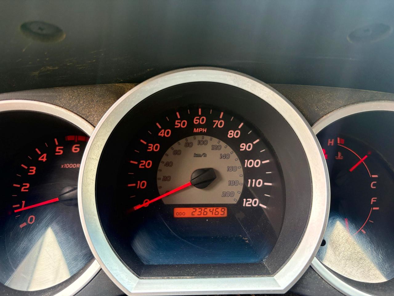 2005 Toyota Tacoma Access Cab Burgundy vin: 5TEUU42N95Z064583